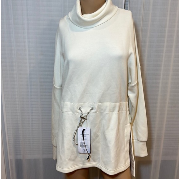 Varley Freya Sweater - Picture 2 of 10